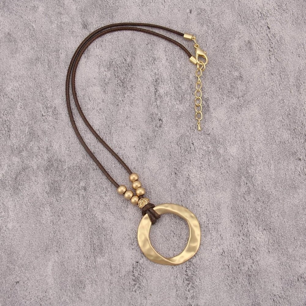 Bohemian Necklaces for Women Leather Necklace Wood Pendant Choker Long Brown Nec - Picture 4 of 9